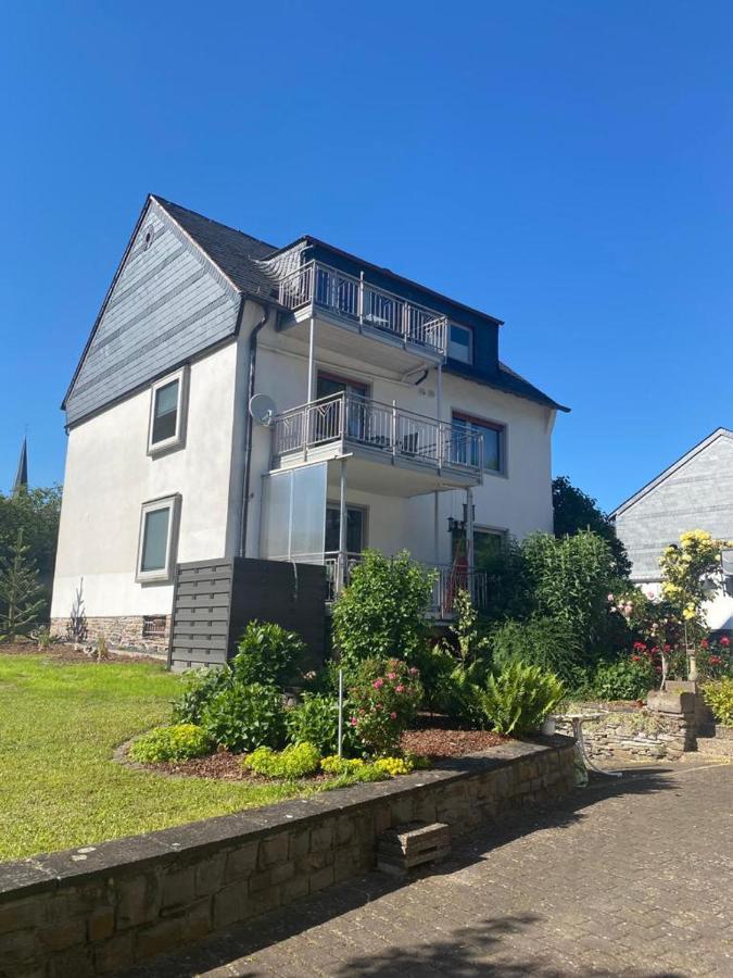 Ferienwohnung Sonnen - Terrasse Bernkastel-Kues Bagian luar foto