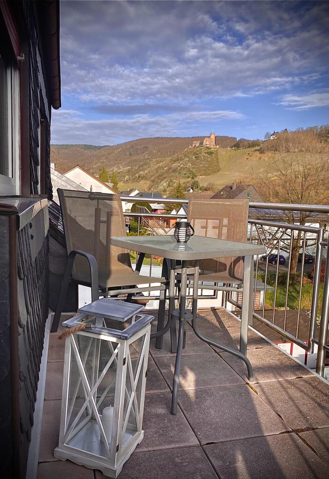 Ferienwohnung Sonnen - Terrasse Bernkastel-Kues Bagian luar foto